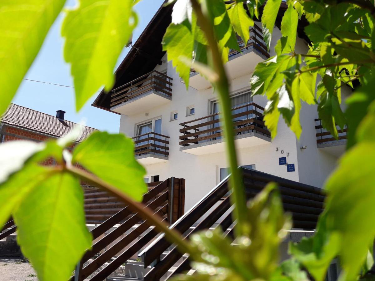M&N Zafran Hotel Grabovac  Ngoại thất bức ảnh