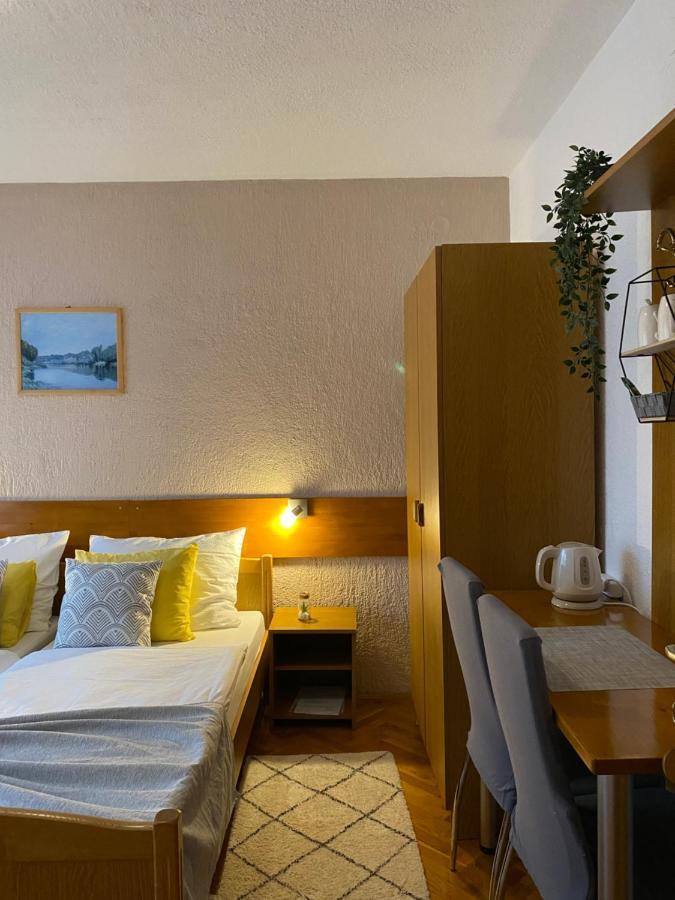 M&N Zafran Hotel Grabovac  Ngoại thất bức ảnh