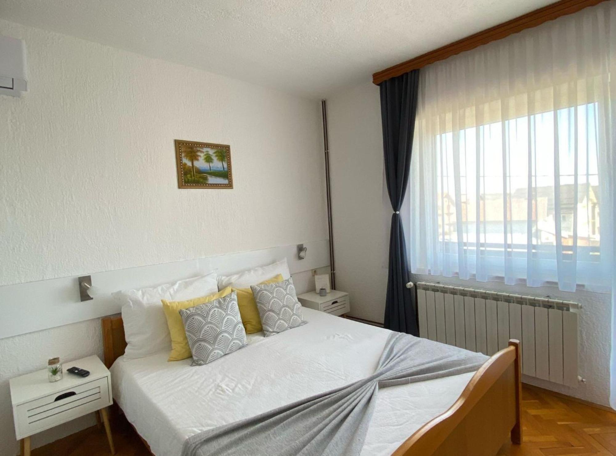 M&N Zafran Hotel Grabovac  Ngoại thất bức ảnh