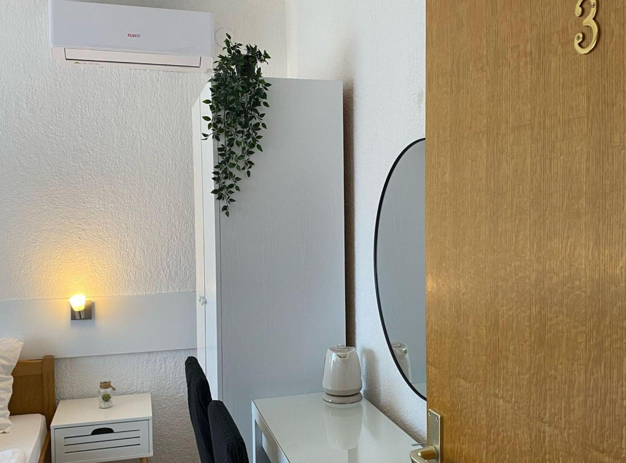 M&N Zafran Hotel Grabovac  Ngoại thất bức ảnh